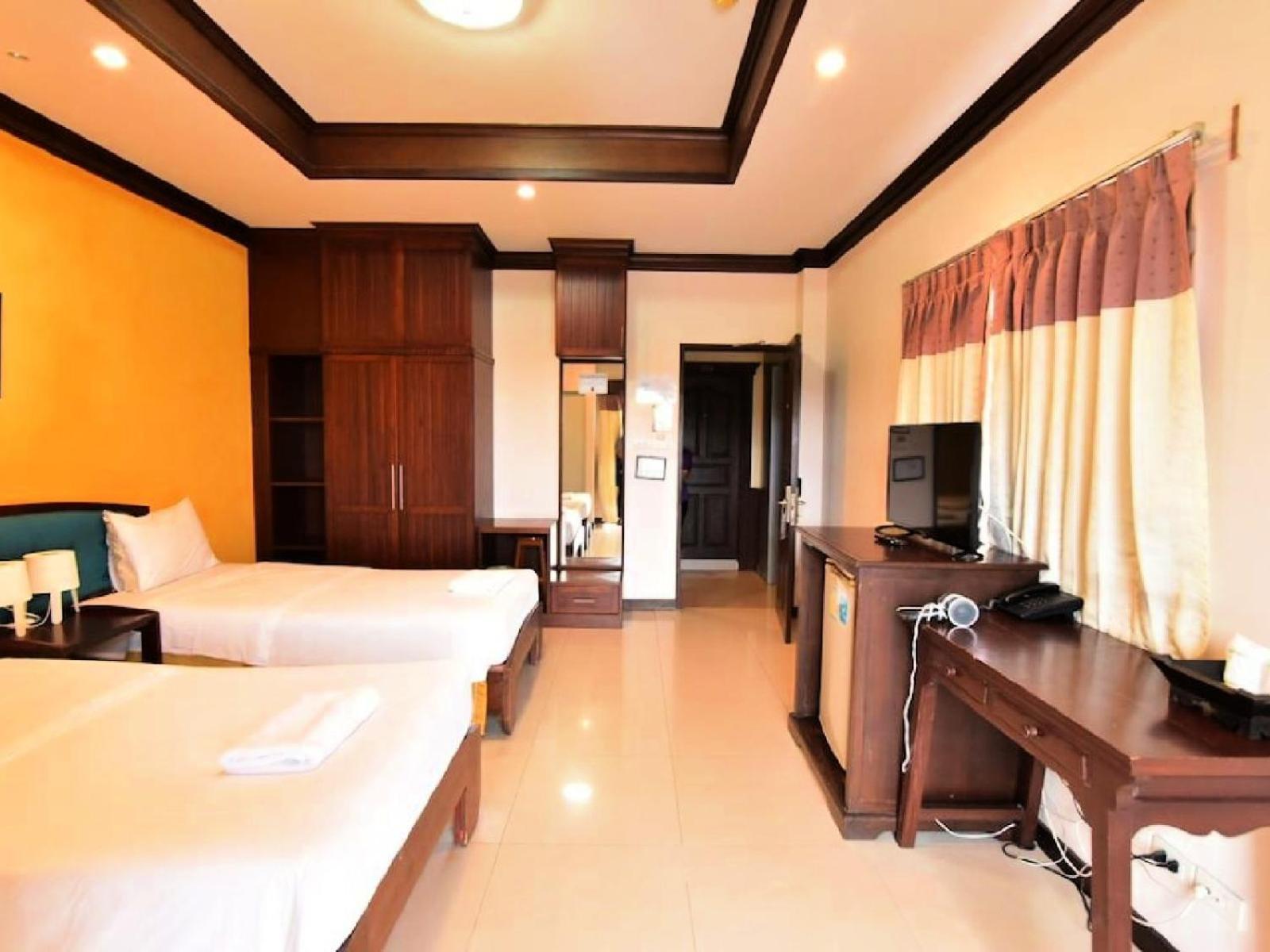 Narawan Hotel, מלון 3*