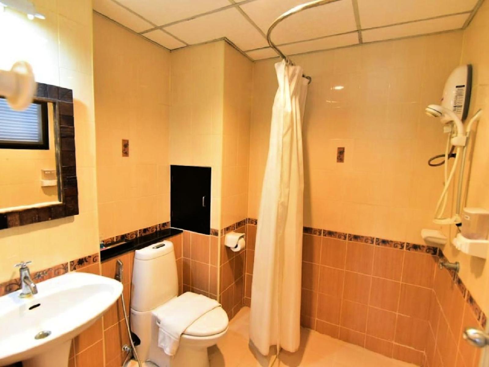 מלון Narawan Hotel,
