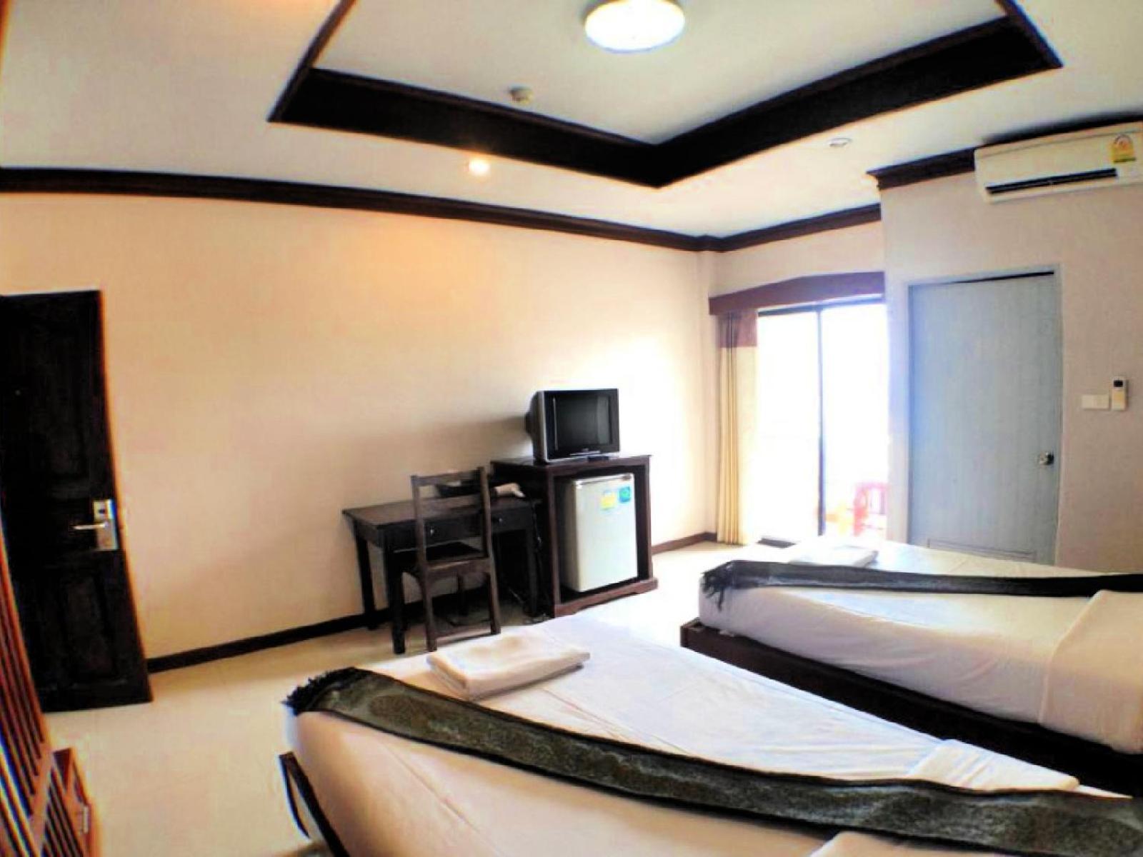 Narawan Hotel, מלון 3*