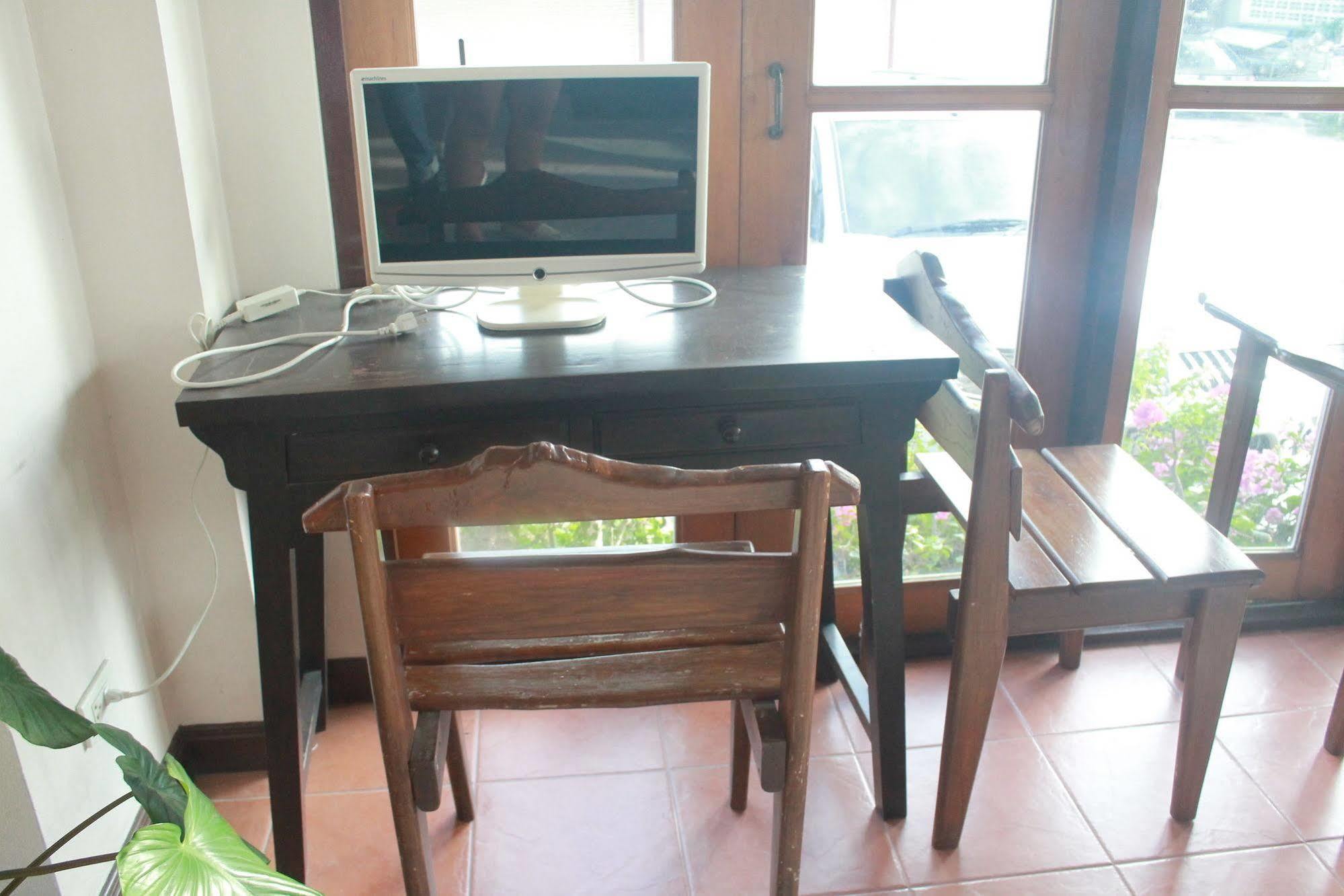 Narawan Hotel, מלון
