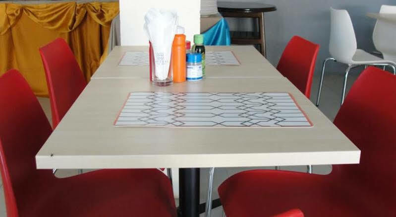 מלון Narawan Hotel,